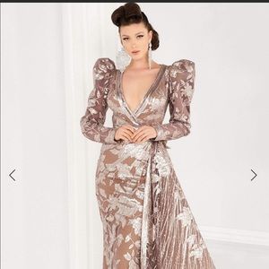 MNM couture dress size 4